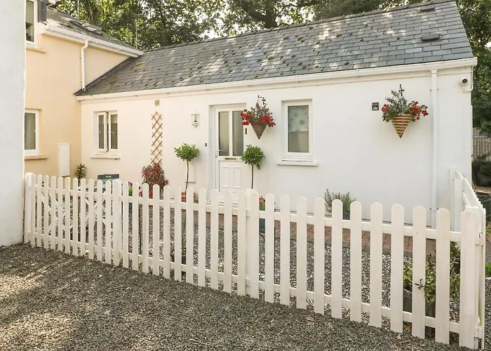 Love Cottage